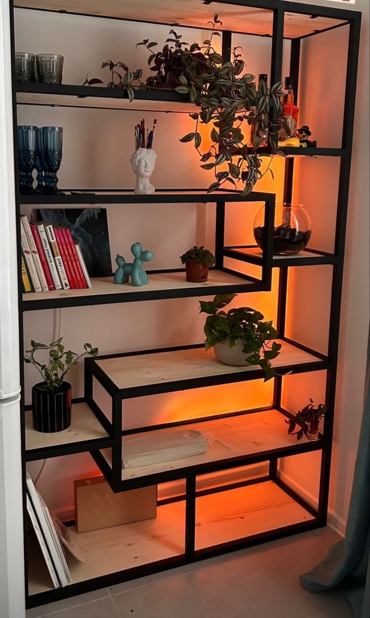 LED Işıklı Modern Metal Raf