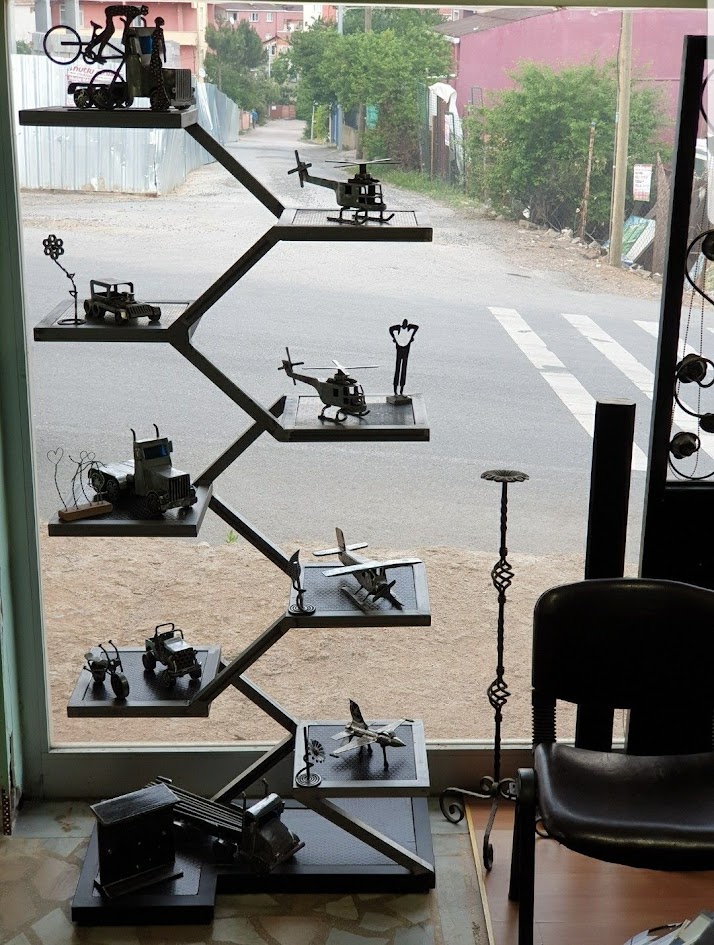 Endüstriyel Metal Zigzag Raf